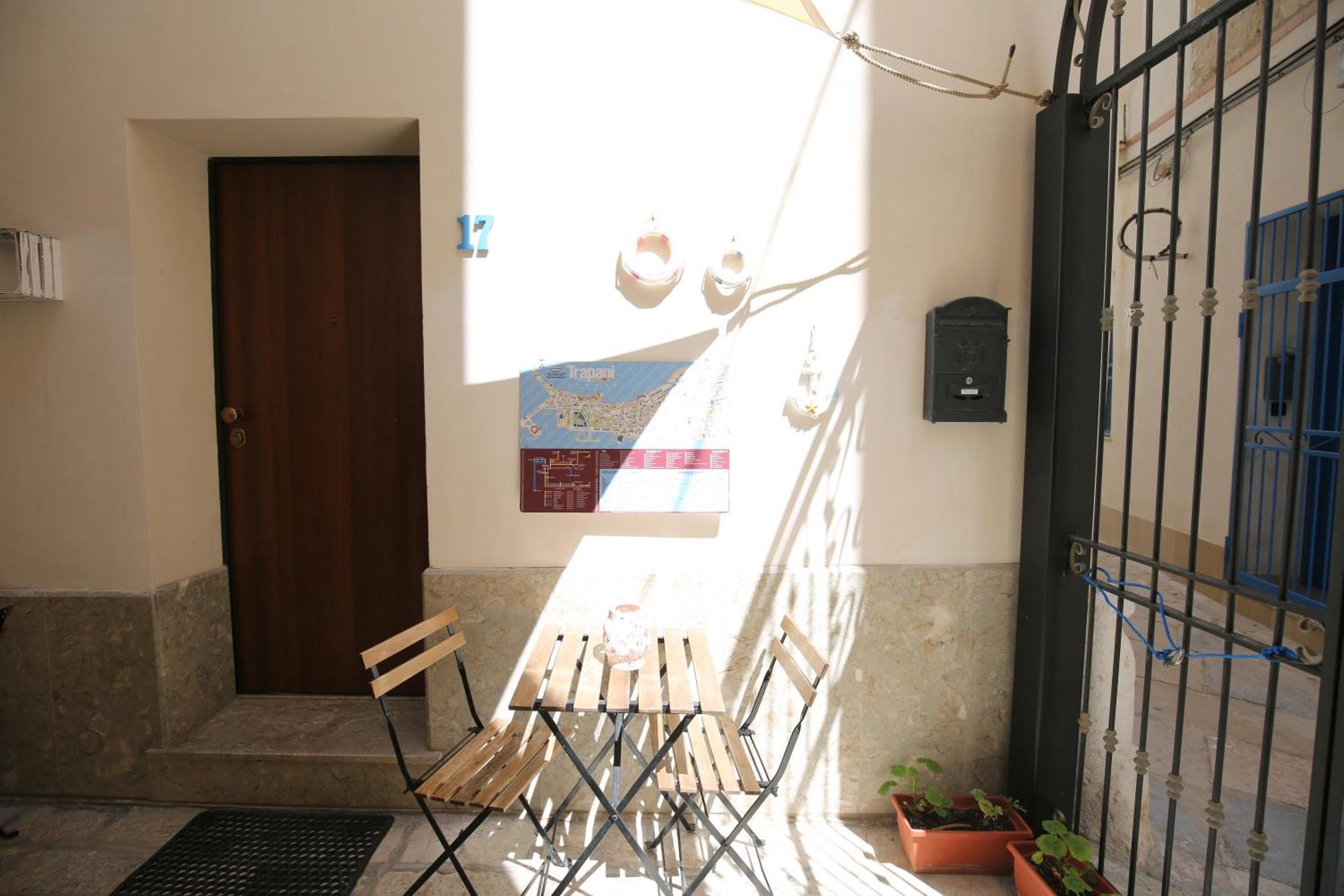 La Corte Dei Naviganti Apartman Trapani Kültér fotó
